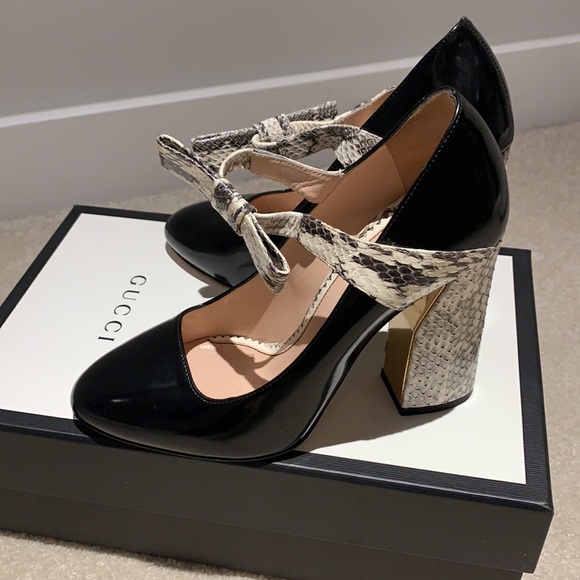 Gucci authentic snake print high heels with a bow - Picture 4 of 8
